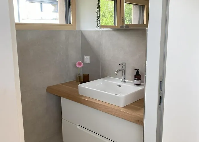 Ueber-see With Private